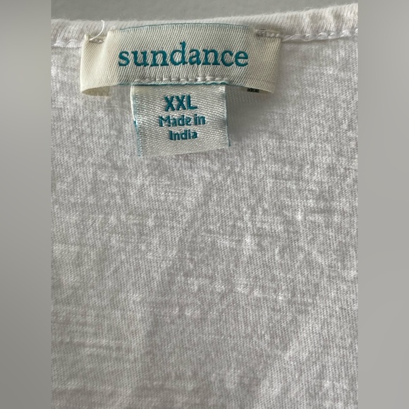 SUNDANCE EMBROIDERED VNECK WHITE T-SHIRT W/ BOHO FLORAL VIBE-LADIES SIZE XXL - Picture 5 of 6